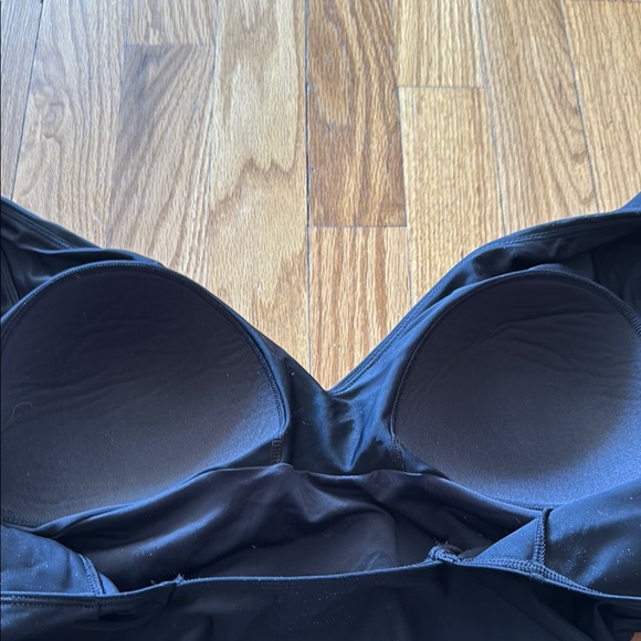 Summer salt sz 12 Black one piece Women's Swimsuit Ruffle Backflip in sea urchin - Picture 3 of 4